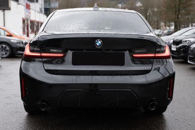 BMW Seria 3 330i xDrive M Sport