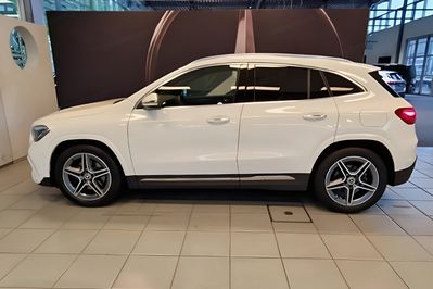 Mercedes GLA 220  4-Matic AMG Line