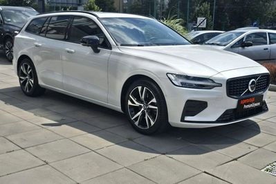 Volvo V60 B4 B Plus Dark aut