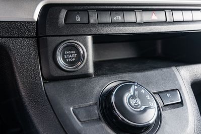 Opel Vivaro Extra Long L2H1 AT