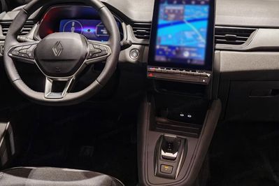 Renault Captur Techno 1.3 TCe mHEV EDC