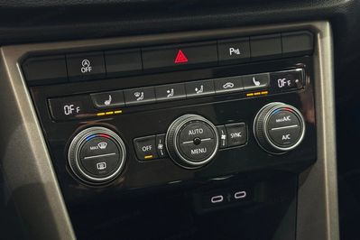 Volkswagen T-Roc 1.5 TSI ACT Advance DSG