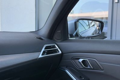 BMW Seria 3 Touring 330i xDrive M Sport