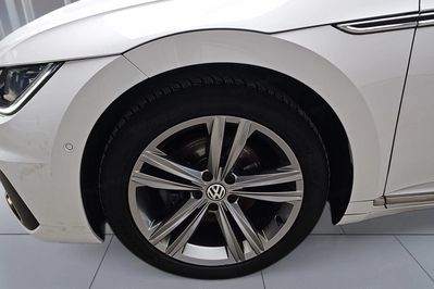 Volkswagen Arteon 2.0 TDI R-Line DSG