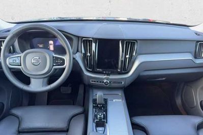 Volvo XC60 B4 D AWD Plus Bright aut