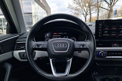 Audi A4 45 TFSI mHEV quattro S tronic