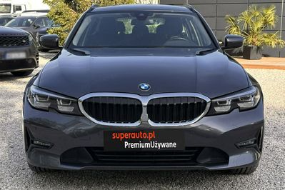 BMW Seria 3 Touring 318i Sport Line
