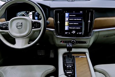 Volvo S90 D4 SCR Inscription