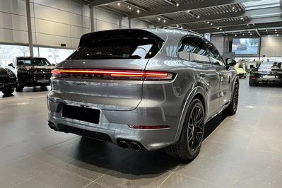 Porsche Cayenne Black Edition