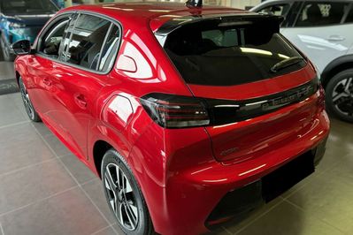 Peugeot 208 Allure e-DCS6  1.2 mHEV