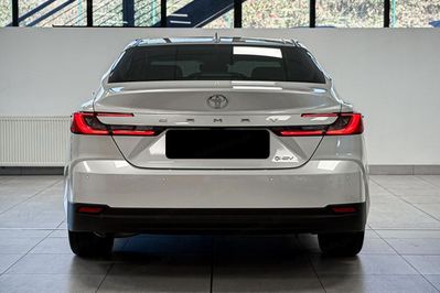 Toyota Camry Prestige 2.5 Hybrid Dynamic Force