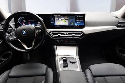 BMW Seria 3 330i xDrive M Sport aut