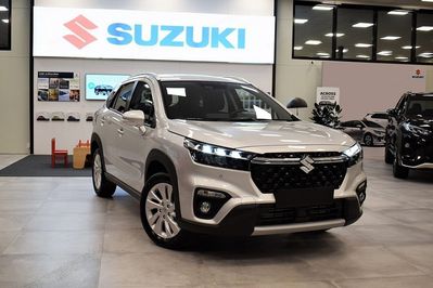 Suzuki S-Cross 1.4 SHVS Elegance 4WD