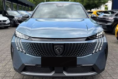 Peugeot 3008 GT Exclusive e-DCS6 1.2 mHEV