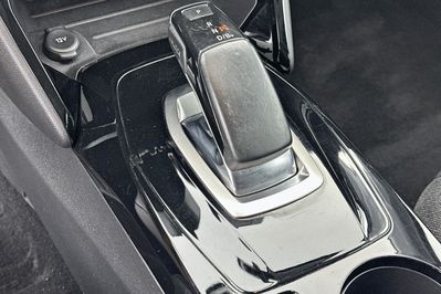 Peugeot 208 Active 1.5 Electric 50 kWh AT