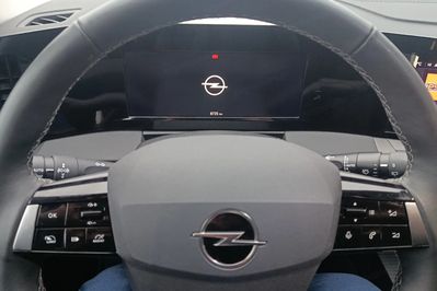 Opel Astra 1.2 T Business Edition S&S