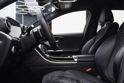 Mercedes Klasa C 300 d mHEV AMG