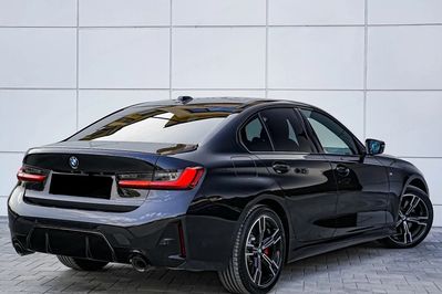 BMW Seria 3 330i xDrive M Sport