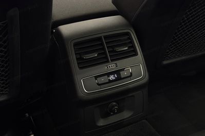 Audi A4 35 TFSI S Line