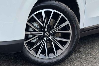 Leapmotor B10 Design Hybrid EV 18,8 kWh