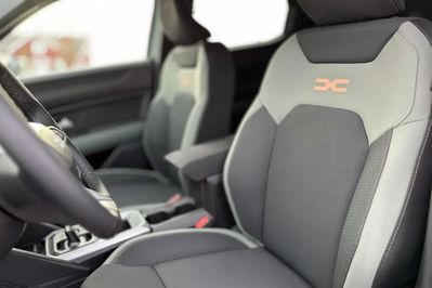 Dacia Duster Extreme 1.6 Full Hybrid