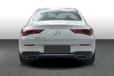 Mercedes CLA 200
