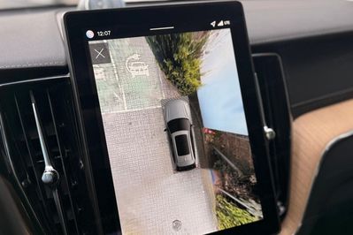 Volvo XC60 T6 Plug-In Hybrid AWD Ultra Dark aut