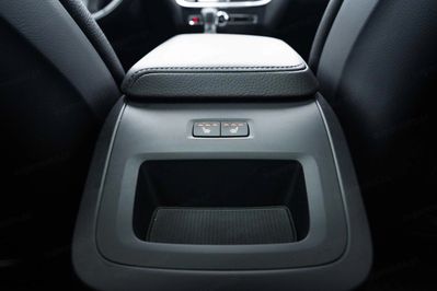 Volvo V60 Cross Country T5 AWD