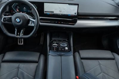 BMW Seria 5 520i M Sport aut
