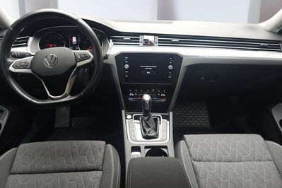 Volkswagen Passat 1.5 TSI Business DSG