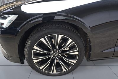 Volvo V60 B3 B Plus Bright