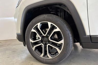 Jeep Compass Altitude 1.5 T4 mHEV DCT FWD