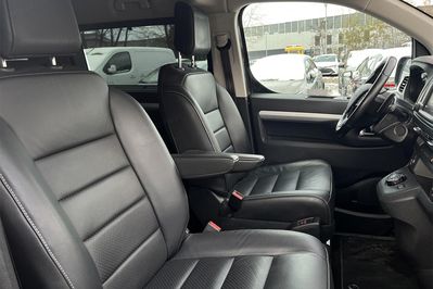 Toyota Proace Verso Long L2H1 VIP AT