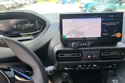 Peugeot Partner Van Long L2H1 EAT8