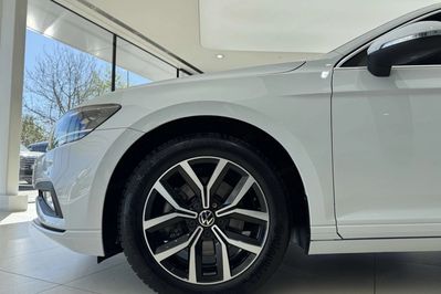 Volkswagen Passat 1.5 TSI Business