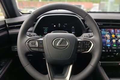 Lexus LBX Hybrid Elegant