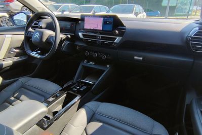 Citroen C4 EV136 50kWh Shine