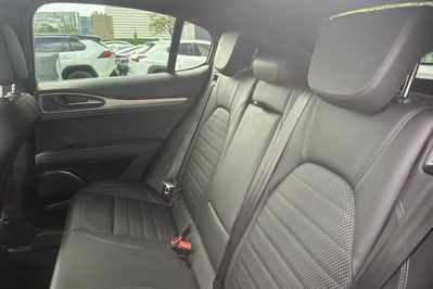 Alfa Romeo Stelvio 2.0 Turbo Sprint Q4