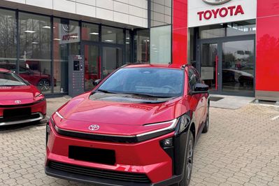 Toyota bZ4X Style EV AWD