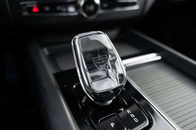 Volvo XC60 T8 Plug-In Hybrid AWD Plus Black Edition