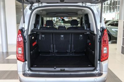 Toyota Proace City Verso 1.2 d-4T Family