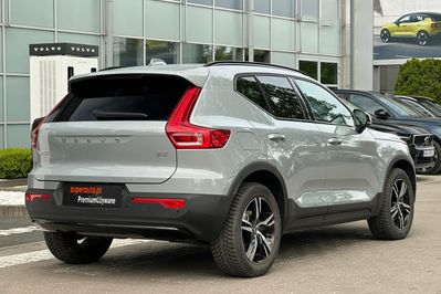 Volvo XC40 B3 Plus Dark aut