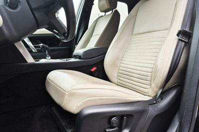 Land Rover Discovery Sport P200