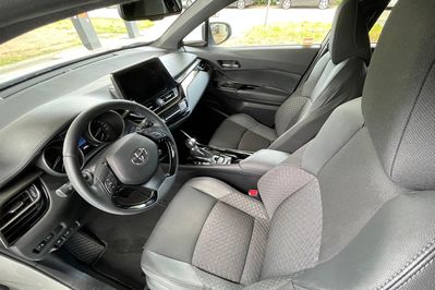 Toyota C-HR 1.8 Hybrid Style