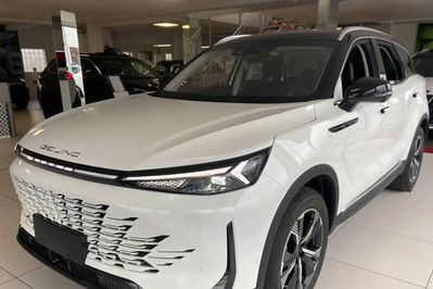 Baic Beijing 7 1.5T Luxury DCT