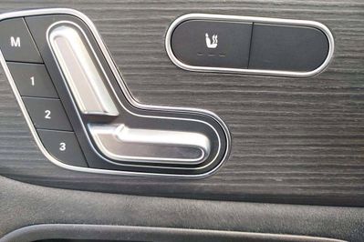 Mercedes GLB 200 AMG Line 7G-DCT