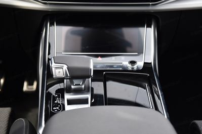 Audi Q8 50 TDI quattro