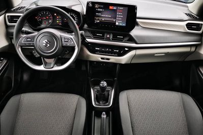 Suzuki Swift Dualjet SHVS Elegance
