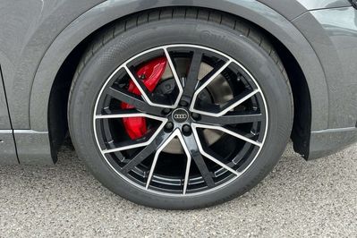 Audi Q8 TFSI e quattro