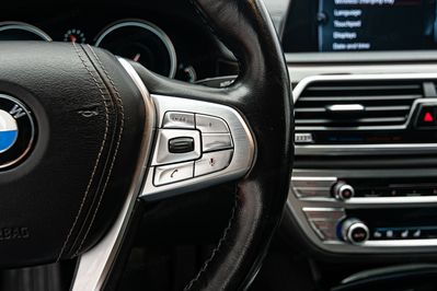 BMW Seria 7 750Li xDrive